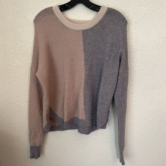 Madewell Small Westlake Colorblock Pullover Sweater in Coziest Yarn, Tan & Gray - Picture 2 of 6